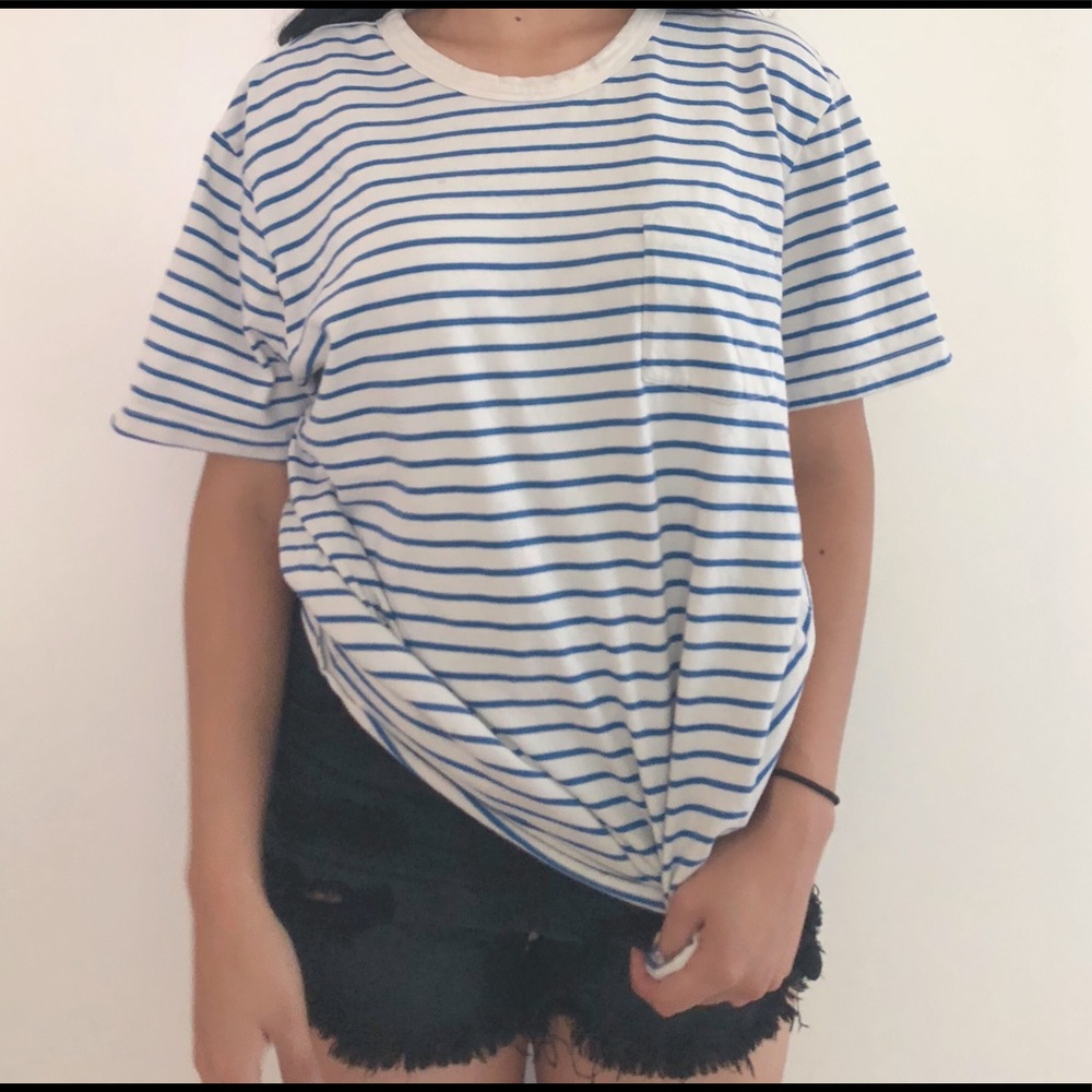 🍼 Striped Blue and white T shirt 🍼
